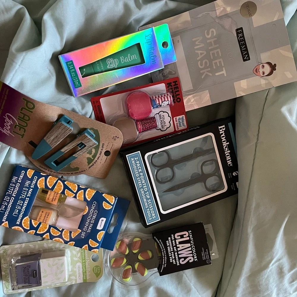 Sheet Face Mask Beauty Bundle with Lip Balm and Beauty Tools